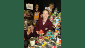 500 tins in record Harvest image